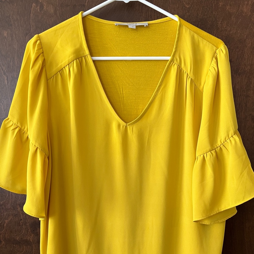 Loft Ruffle Sleeve Top